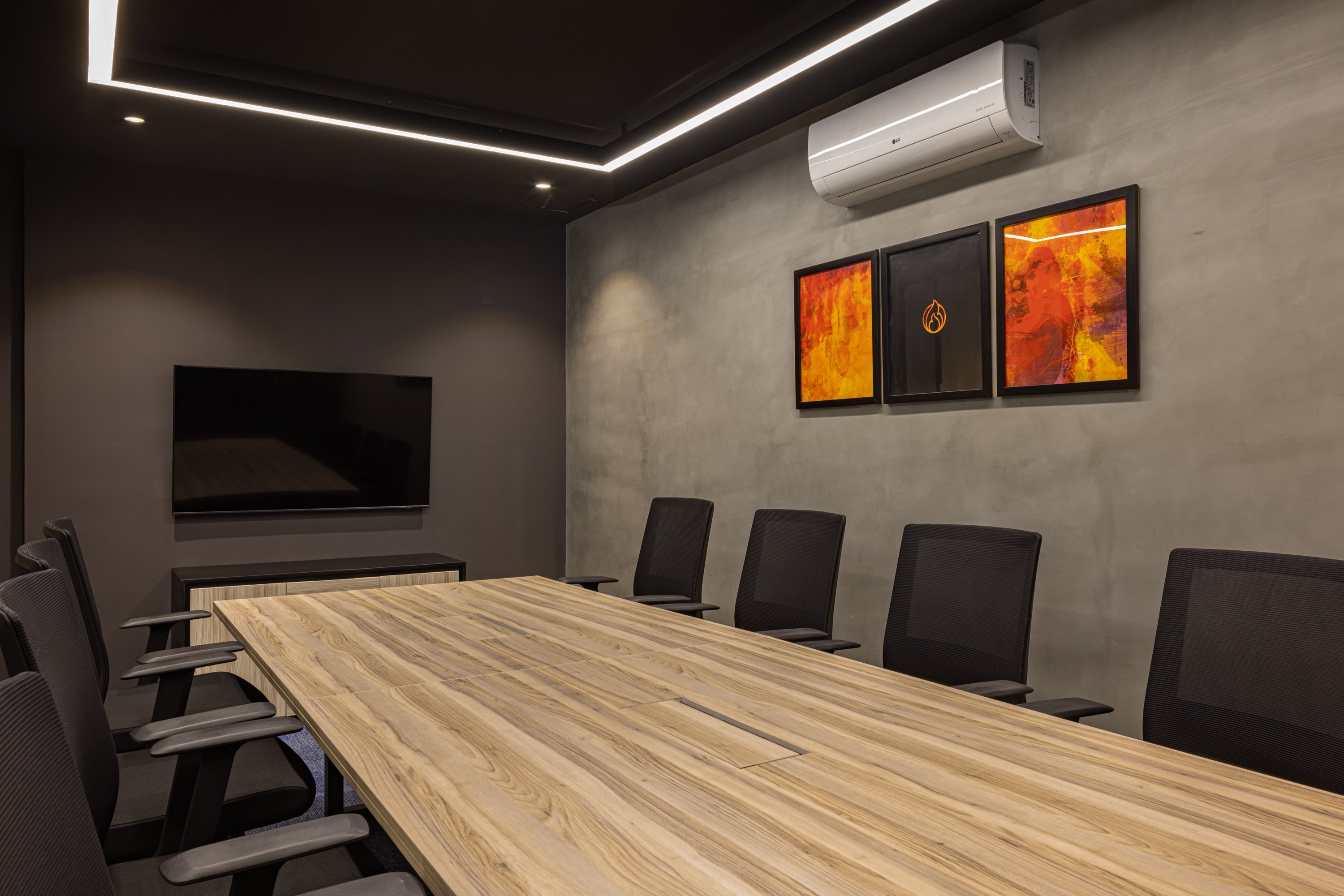 INTERIOR - ALTRIUM